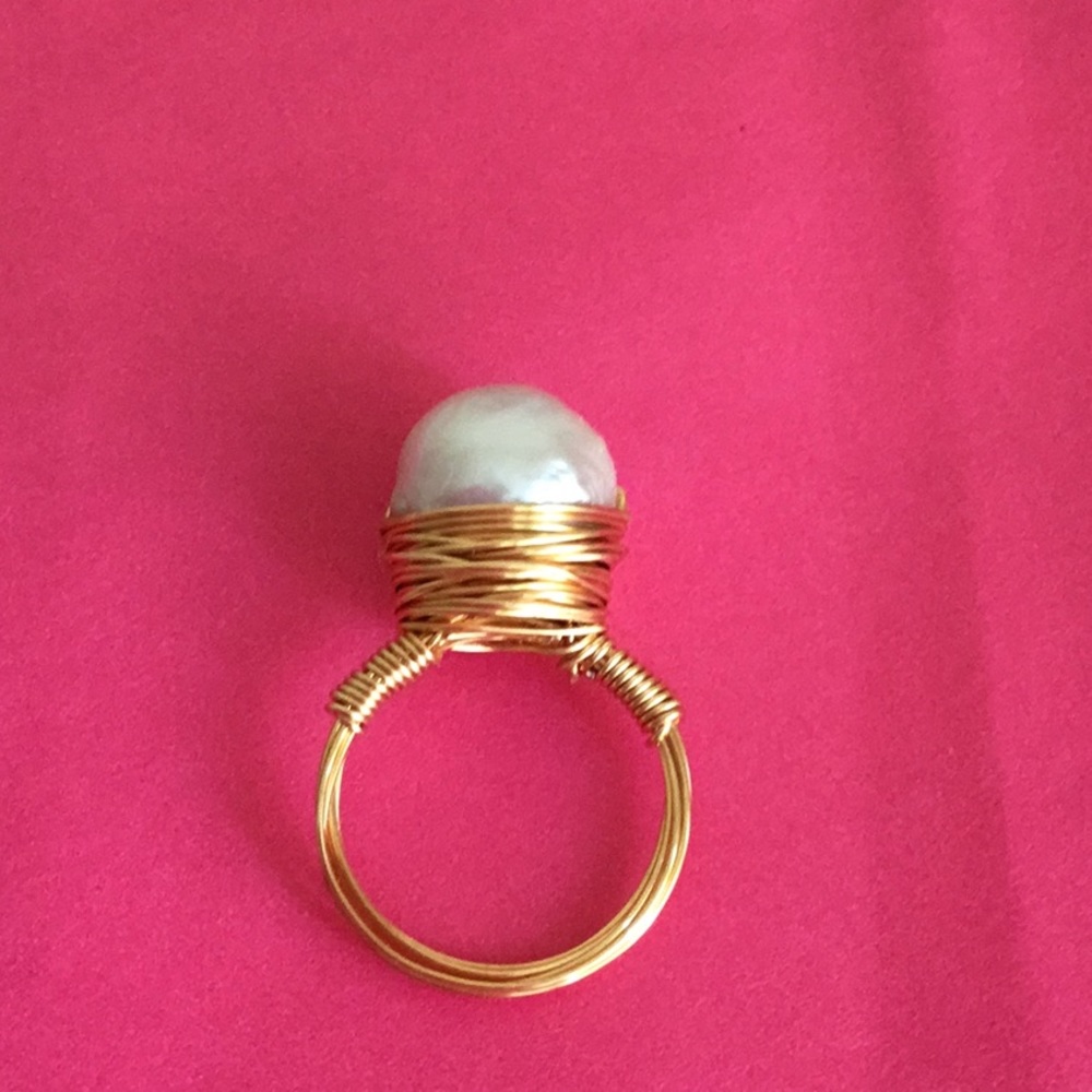 Wire Pearl Ring - Picture 2 of 4